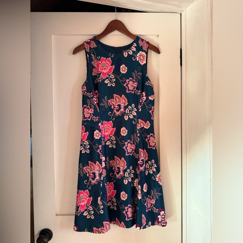 Vince Camuto party dress